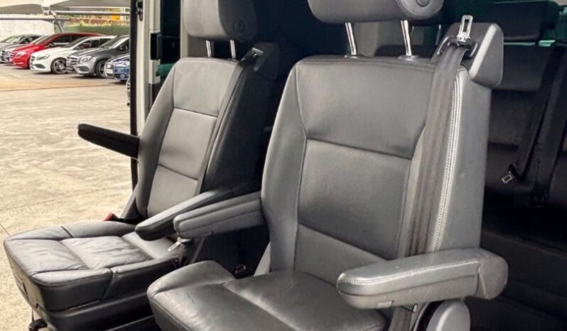 
								VOLKSWAGEN Multivan 25Th 2.0 TDI 180CV BMT DSG full									