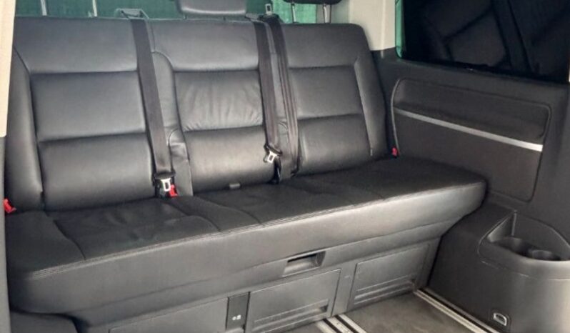 
								VOLKSWAGEN Multivan 25Th 2.0 TDI 180CV BMT DSG full									