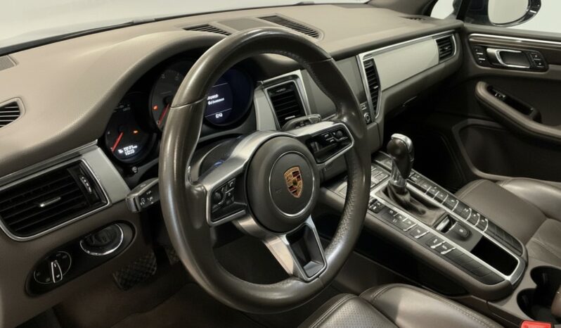 
								PORSCHE Macan S Diesel 159 gkm CO2 full									