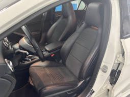 
										MERCEDES-BENZ Clase A 200 d AMG Line full									