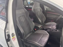 
										VOLKSWAGEN Golf RLine 2.0 TDI 110kW 150CV DSG full									