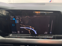 
										VOLKSWAGEN  VIII Golf Life 2.0 TDI 110kW 150CV DSG full									