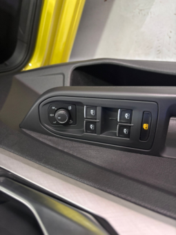 
										VOLKSWAGEN  VIII Golf Life 2.0 TDI 110kW 150CV DSG full									