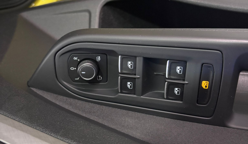 
								VOLKSWAGEN  VIII Golf Life 2.0 TDI 110kW 150CV DSG full									