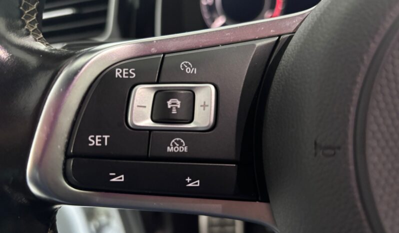 
								VOLKSWAGEN Golf GTD 2.0 TDI 135kW 184CV full									