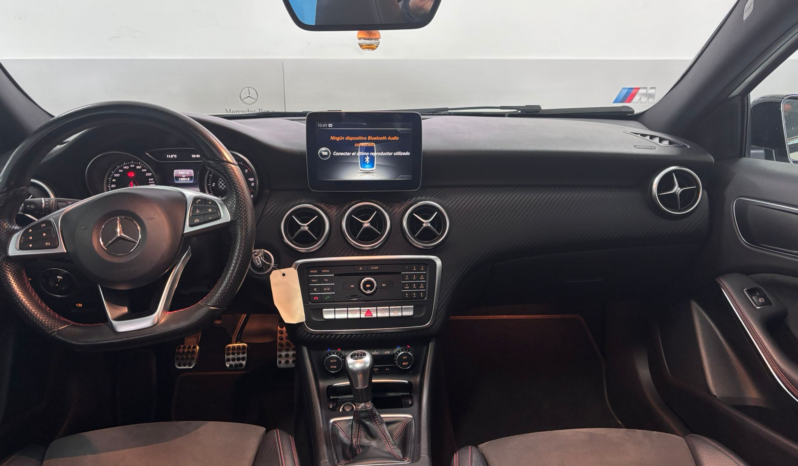 
								MERCEDES-BENZ Clase A 200 d AMG Line full									