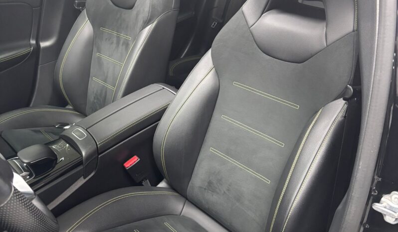 
								MERCEDES-BENZ Clase A A 180 d Amg Edition 1 full									