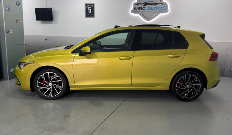 
								VOLKSWAGEN  VIII Golf Life 2.0 TDI 110kW 150CV DSG full									