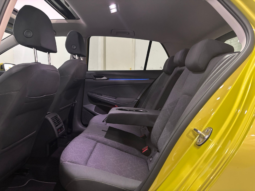 
										VOLKSWAGEN  VIII Golf Life 2.0 TDI 110kW 150CV DSG full									