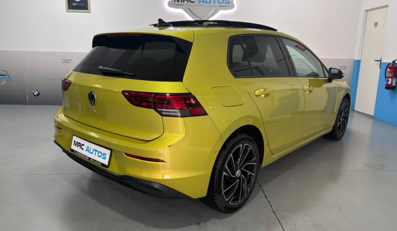 
								VOLKSWAGEN  VIII Golf Life 2.0 TDI 110kW 150CV DSG full									