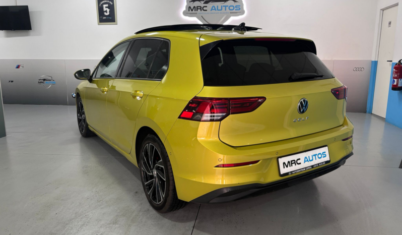 
								VOLKSWAGEN  VIII Golf Life 2.0 TDI 110kW 150CV DSG full									