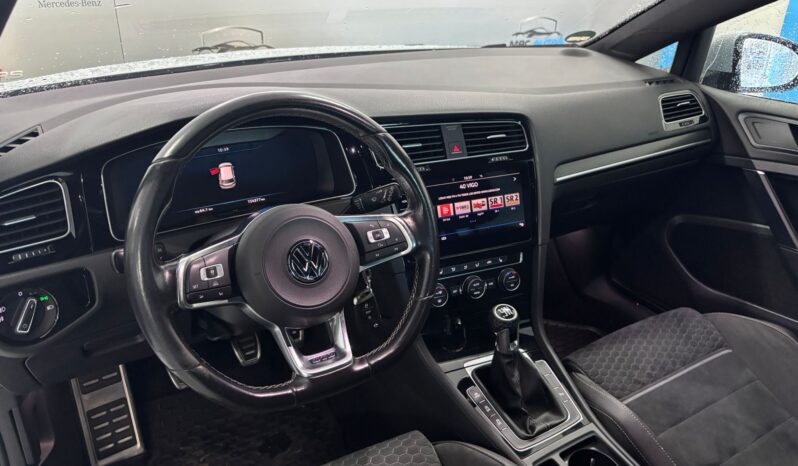 
								VOLKSWAGEN Golf GTD 2.0 TDI 135kW 184CV full									