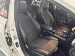 
										MERCEDES-BENZ Clase A 200 d AMG Line full									