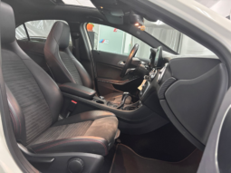 
										MERCEDES-BENZ Clase A 200 d AMG Line full									