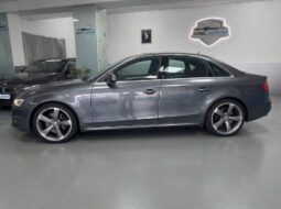 
										AUDI A4 2.0 TDI clean die multit S line edition full									