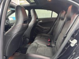 
										MERCEDES-BENZ Clase A A 220 d AMG Line full									