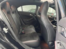 
										MERCEDES-BENZ Clase A A 220 d AMG Line full									