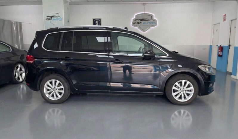 
								VOLKSWAGEN Touran Sport 2.0 TDI 110kW150CV BMT 7 PLAZAS full									