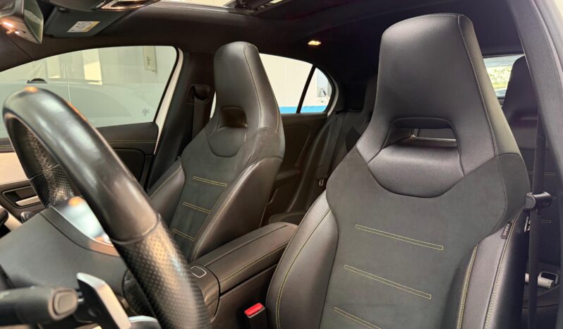 
								MERCEDES-BENZ Clase A A 250 AMG EDITION 1 full									