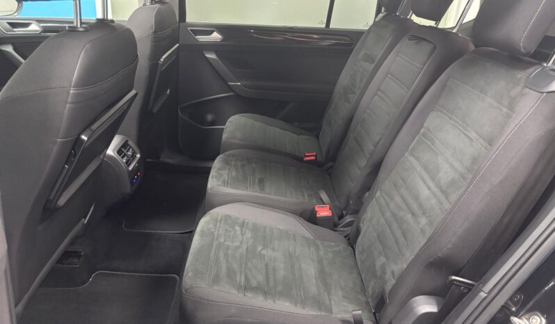 
								VOLKSWAGEN Touran Sport 2.0 TDI 110kW150CV BMT 7 PLAZAS full									