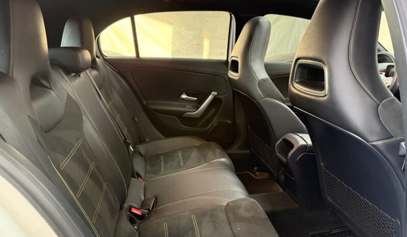 
								MERCEDES-BENZ Clase A A 250 AMG EDITION 1 full									