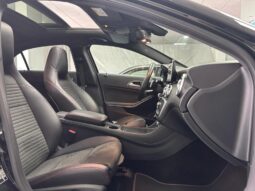 
										MERCEDES-BENZ Clase A A 220 d AMG Line full									