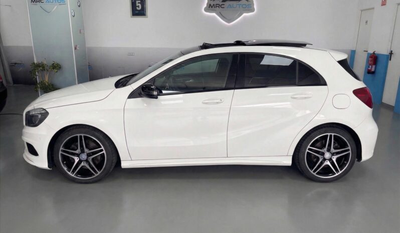 
								MERCEDES-BENZ Clase A A 200 CDI AMG Line TECHO SOLAR full									