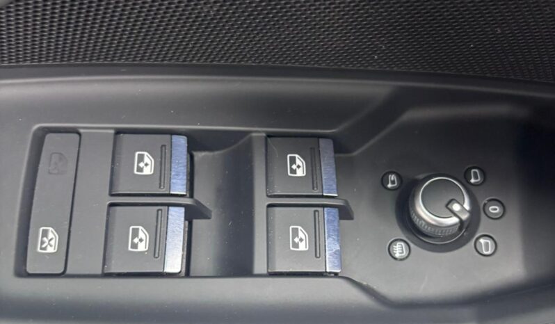 
								A3 Sportback S line 30 TDI full									