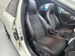 
										MERCEDES-BENZ Clase A A 200 CDI AMG Line TECHO SOLAR full									