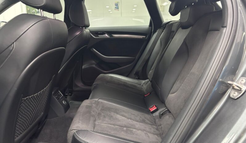 
								AUDI A3 35 TFSI 110kW 150CV S tronic Sportback S-Line Black edition full									