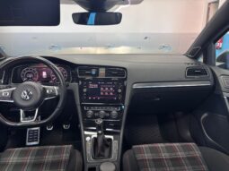 
										VOLKSWAGEN Golf GTI Performance 2.0 TSI full									