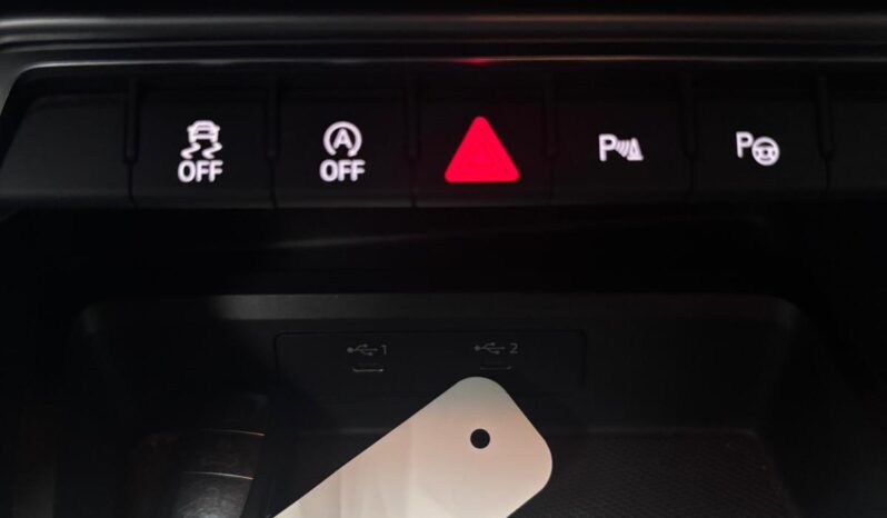 
								A3 Sportback S line 30 TDI full									