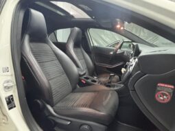 
										MERCEDES-BENZ Clase A A 200 CDI AMG Line TECHO SOLAR full									