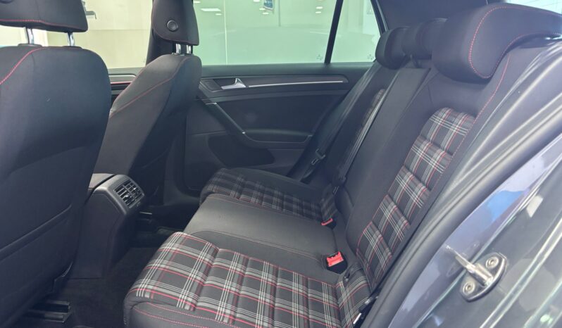 
								VOLKSWAGEN Golf GTI Performance 2.0 TSI full									