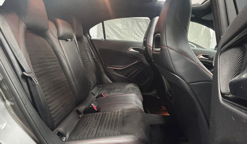 
								Clase A A 200 d AMG Line full									