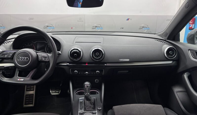 
								AUDI A3 35 TFSI 110kW 150CV S tronic Sportback S-Line Black edition full									