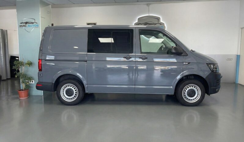 
								VOLKSWAGEN Transporter Kombi Corto TM 2.0 TDI BMT full									