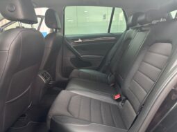 
										VOLKSWAGEN Golf Sport 2.0 TDI BMT full									