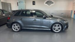 
										AUDI A3 35 TFSI 110kW 150CV S tronic Sportback S-Line Black edition full									
