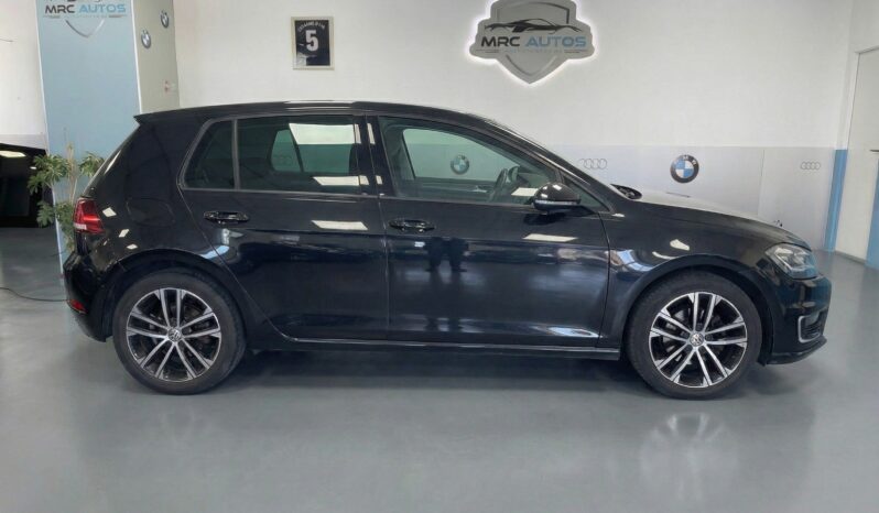 
								VOLKSWAGEN Golf Sport 2.0 TDI BMT full									