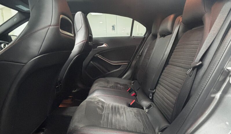 
								Clase A A 200 d AMG Line full									