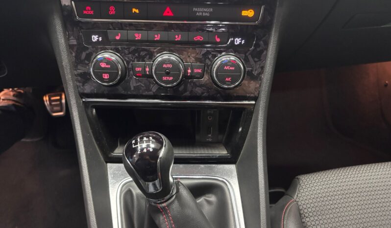 
								León 2.0 TDI StSp FR Plus full									