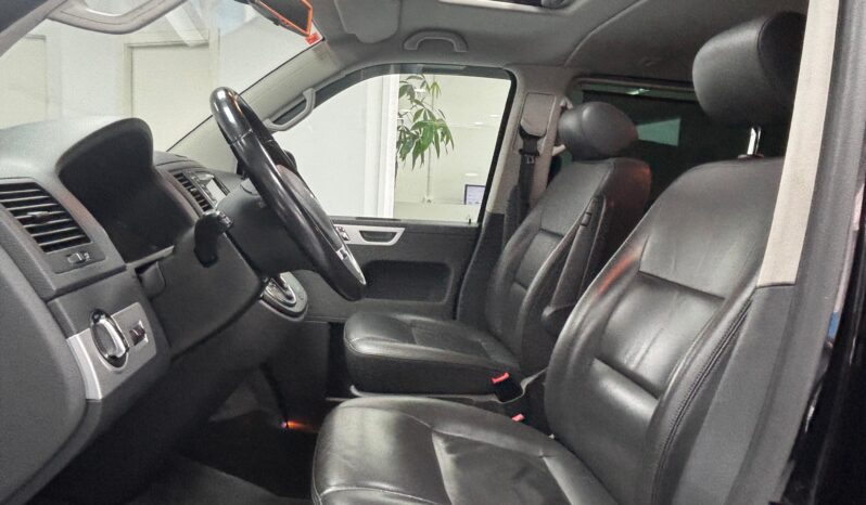 
								Multivan 2.0 TDI 180 DSG 4m Highline Edition BMT full									