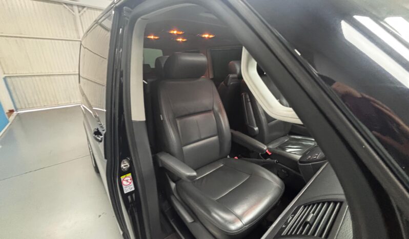 
								Multivan 2.0 TDI 180 DSG 4m Highline Edition BMT full									