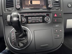 
										Multivan 2.0 TDI 180 DSG 4m Highline Edition BMT full									