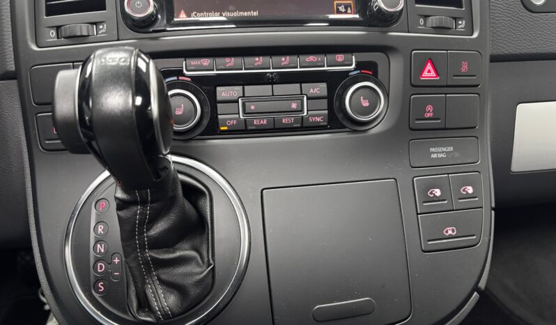 
								Multivan 2.0 TDI 180 DSG 4m Highline Edition BMT full									