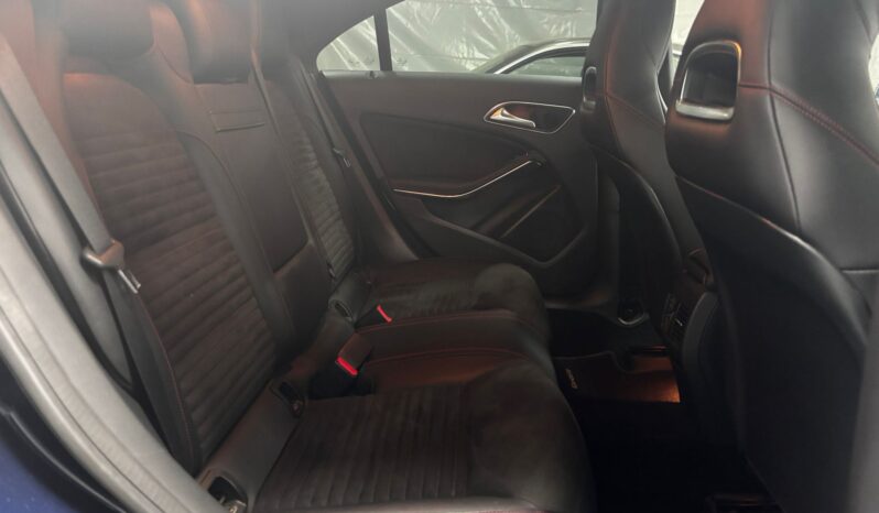 
								Clase CLA  220 d Amg full									