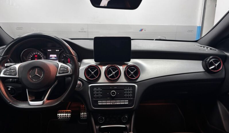 
								Clase CLA  220 d Amg full									