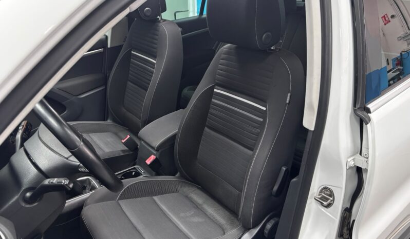 
								Tiguan T1 2.0 TDI BMT 4×2 full									