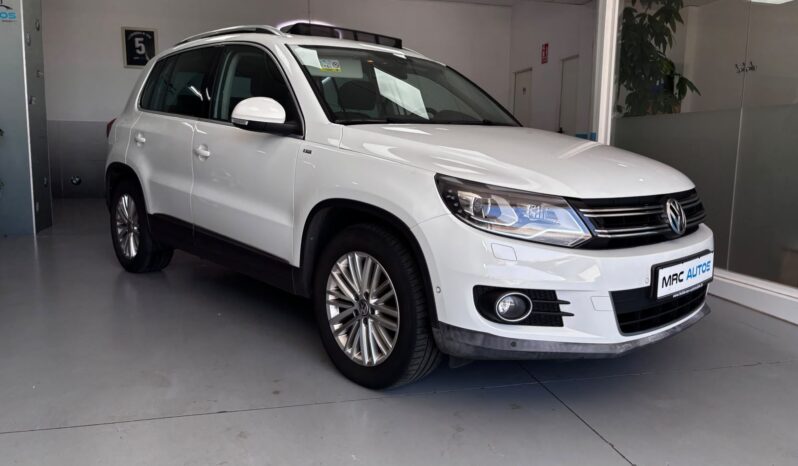 
								Tiguan T1 2.0 TDI BMT 4×2 full									